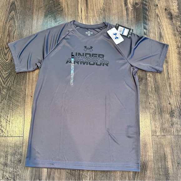 NWT Youth Under Armour UA Boy's Short Sleeve Loose Tech Short Sleeve Shirt, YXL - Picture 1 of 6